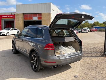 Volkswagen Touareg - 7