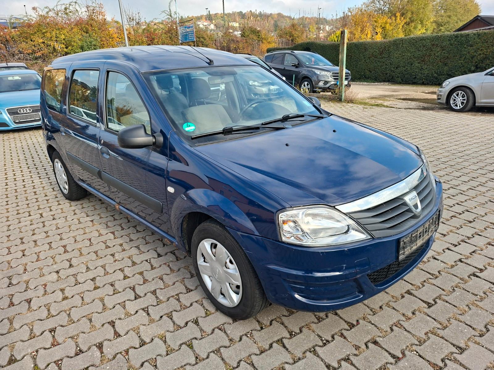 Dacia Logan 2009 — interior