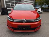 Volkswagen Touran Highline NAVI-LED-EUR6-SHZ-TEMPO-TÜV-NEU - VW Touran Gebrauchtwagen in München