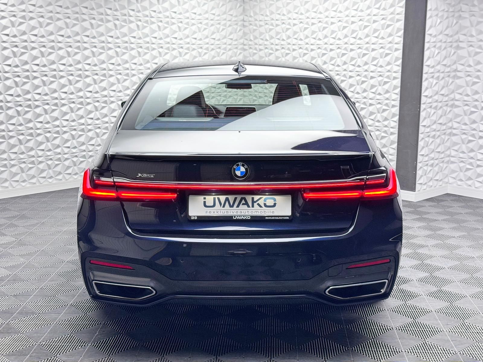 Fahrzeugabbildung BMW d XDR*M-PAKET*H&K*STANDHZG*HUD*MASSAGE*KEY*360°