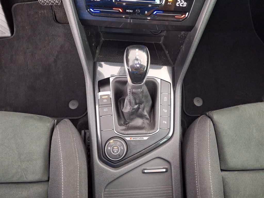Volkswagen Tiguan Elegance 2.0 TDI DSG 4MOTION Standhz AHK, миниатюра 14