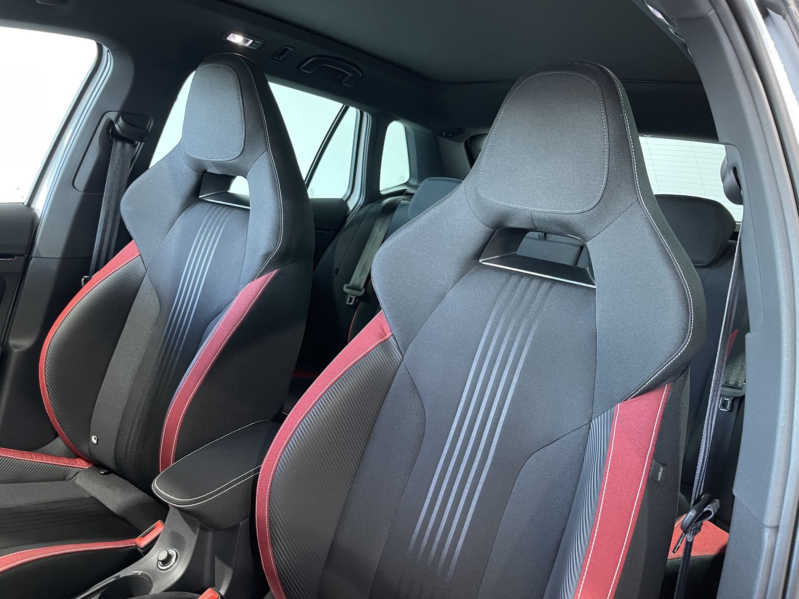 Fahrzeugabbildung SKODA Kamiq Monte Carlo 1.5 TSI*Pano*Cam*ACC*Virtual*