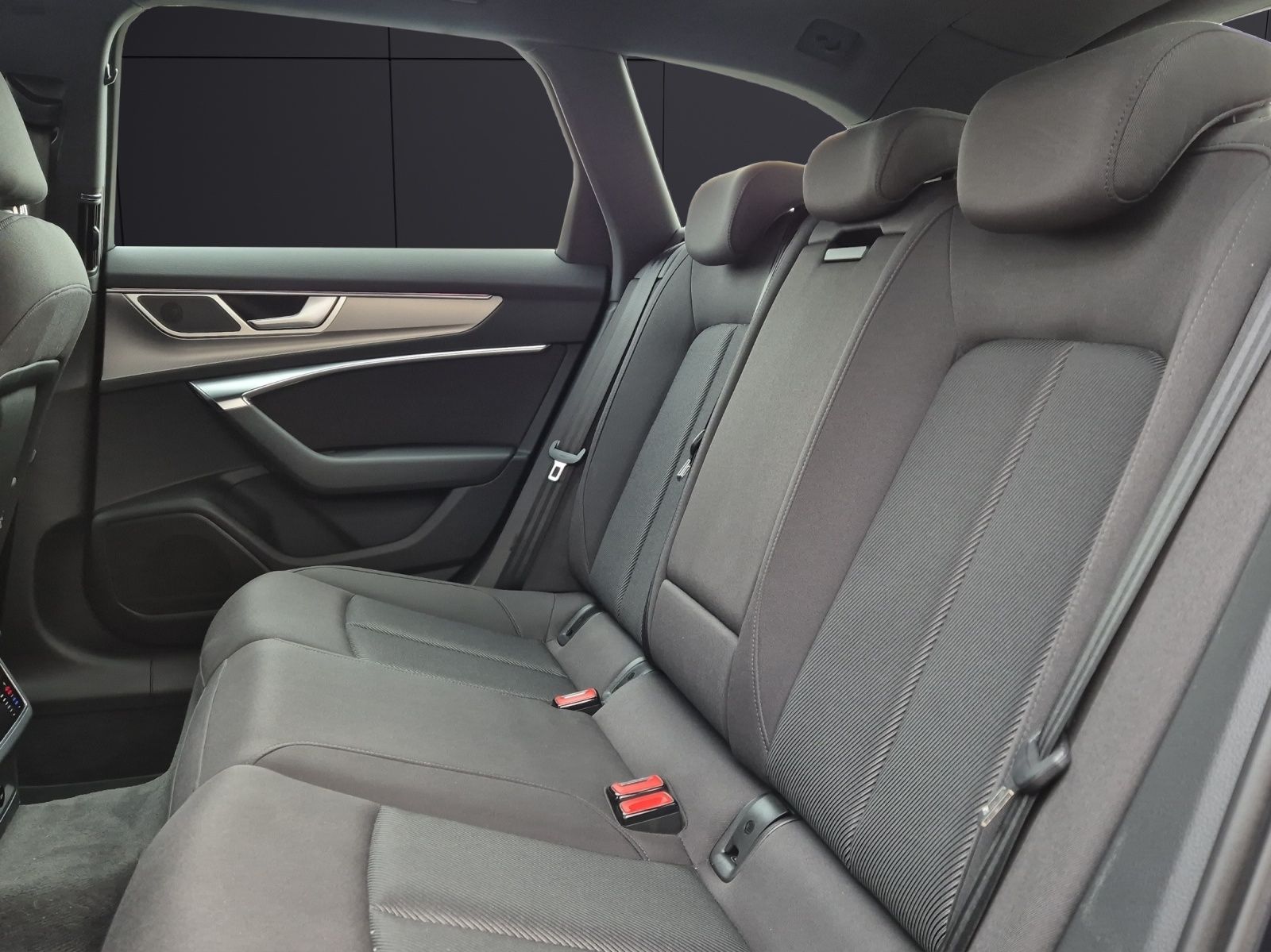 Fahrzeugabbildung Audi A6 Avant 40 TDI Sport quattro S-tronic S-Line Ma