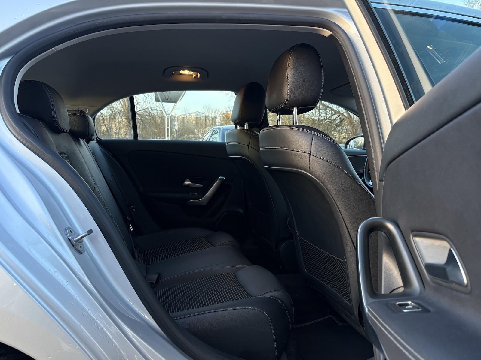Mercedes-Benz A 250 BUSSINES/NAVIGATION/HIGHPERFORMACE-LED/PDC
