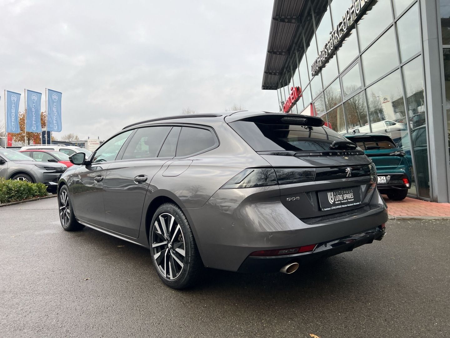 Fahrzeugabbildung Peugeot 508 SW GT HYBRID 225 e-EAT8 Sportpaket El. Pano