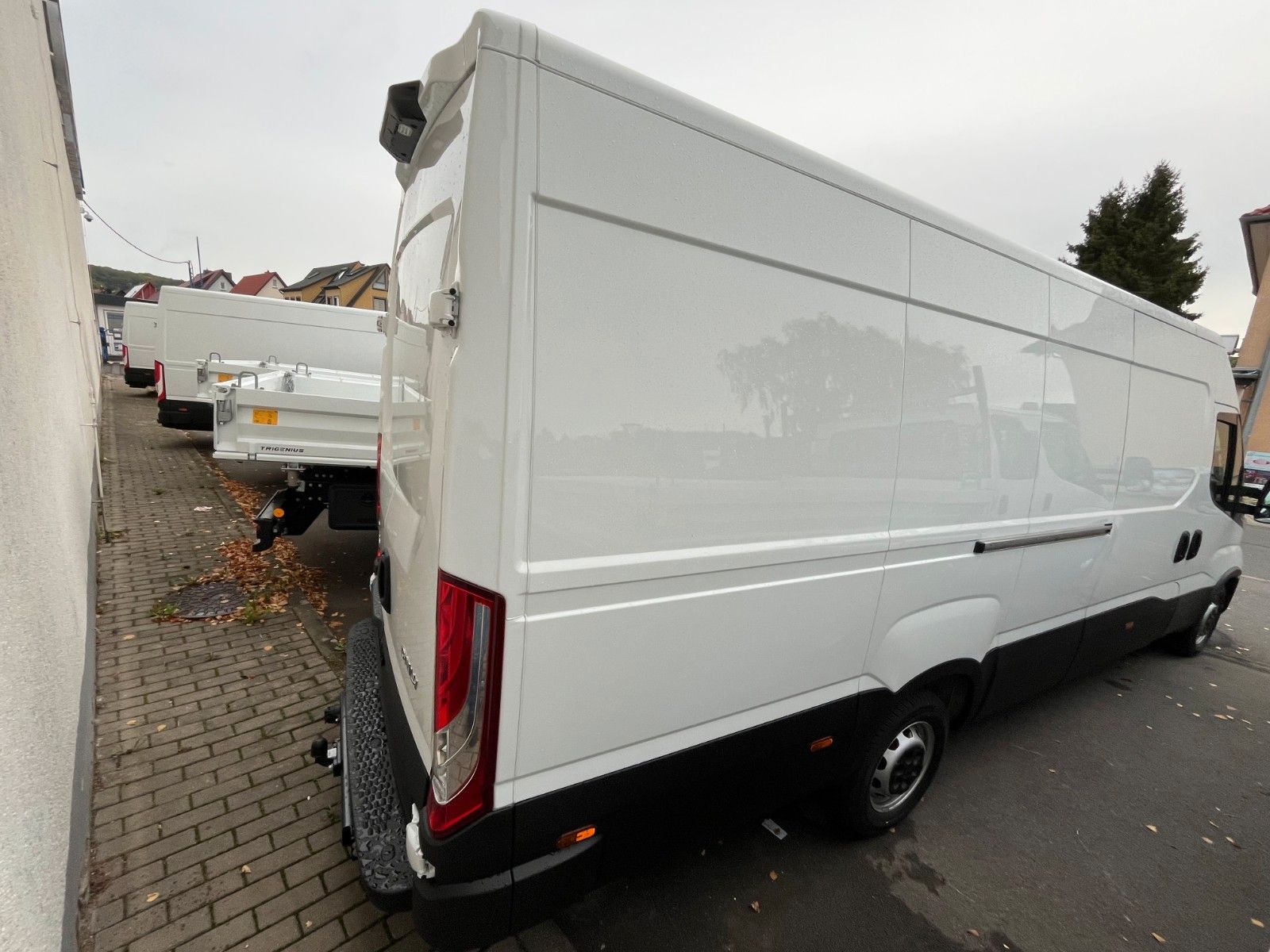 Fahrzeugabbildung Iveco Daily 35 S 21HA8 V  Motor: 2.998 ccm 206,72 PS