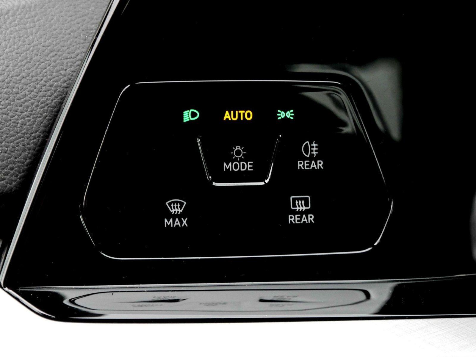 Volkswagen Golf VIII 2.0 TDI DSG Life ACC LED IQ.DRIVE Carp, миниатюра 14