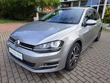 Volkswagen Golf VII Allstar BMT Bi-Xenon Gr.Winterpaket +WR - mit Benzin-Antrieb: Winterpaket