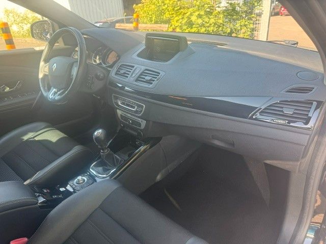 Fahrzeugabbildung Renault Megane III Grandtour BOSE Edition