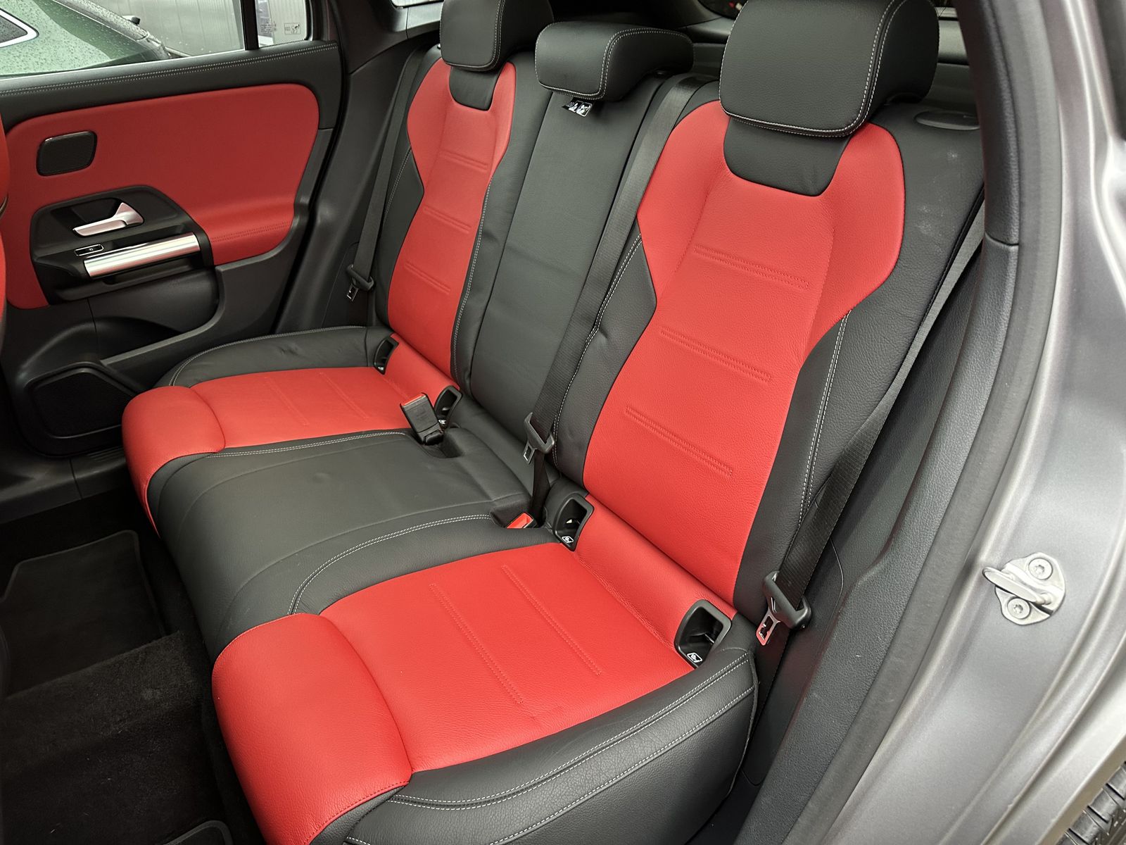 Fahrzeugabbildung Mercedes-Benz GLA 250e AMG-Line NAV+LED+PANORAMA+WIDESCREEN+SH