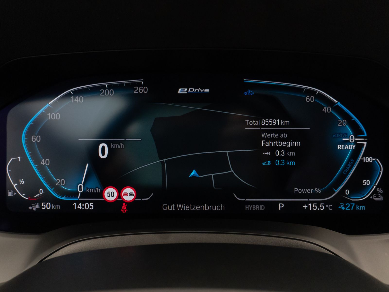 Fahrzeugabbildung BMW 330e Sport Line Kamera Laser HUD DAB Komfort