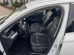 SKODA Octavia Combi 2.0 TDI Style*HEAD UP*MATRIX*