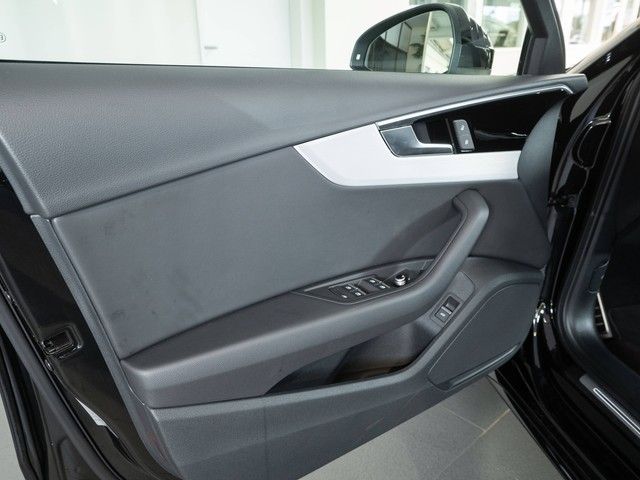 A4 Avant 40 TFSI  S line S tronic LED+NAVI+SZH