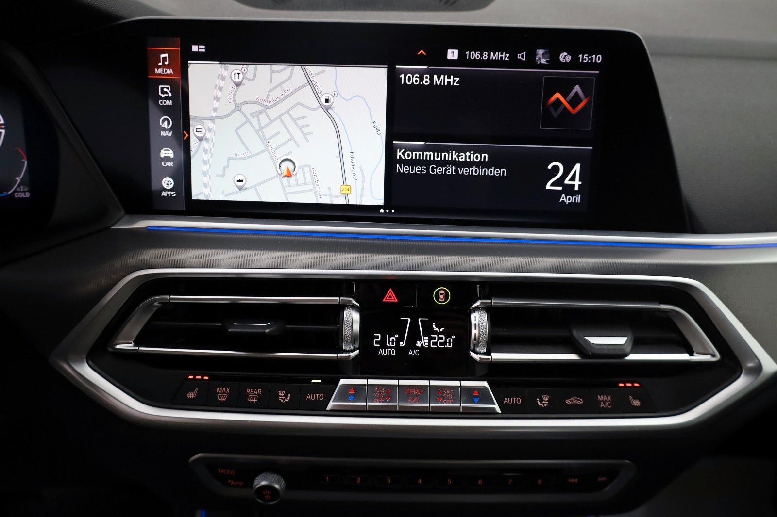 Fahrzeugabbildung BMW X5 xDrive 30d Leder,Navi,LED,PanDach,HeadUp,360°