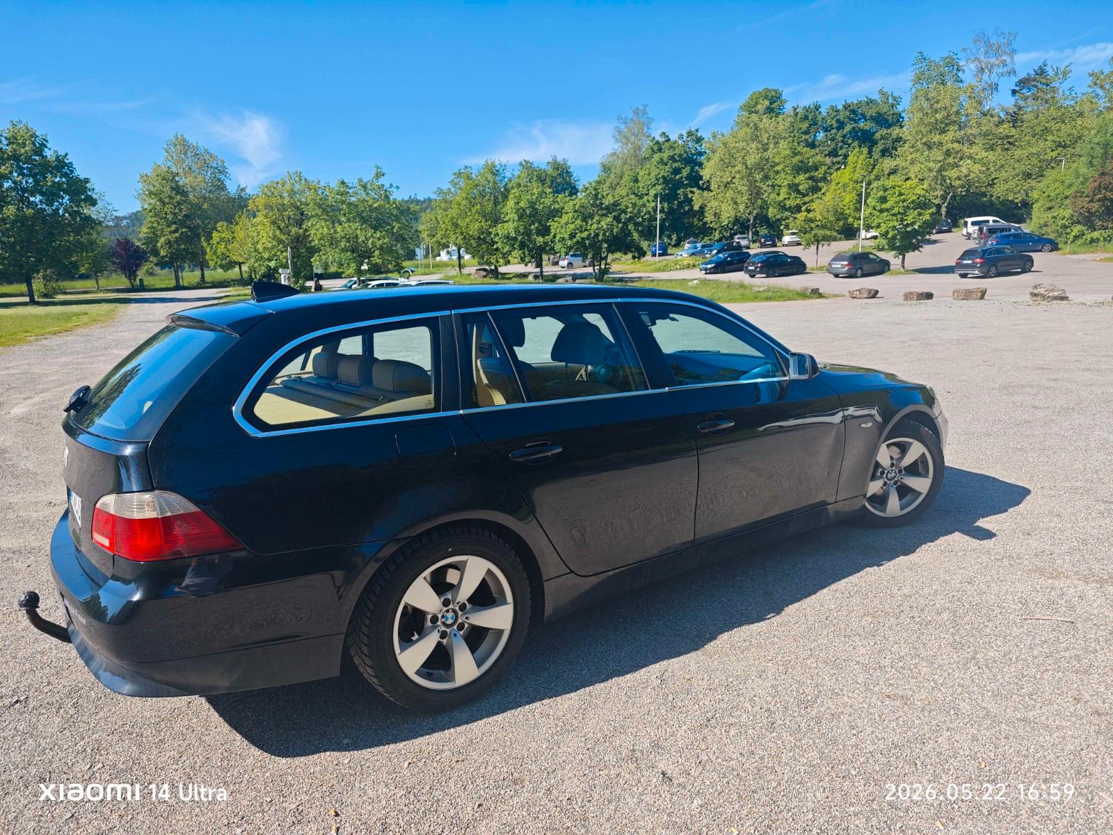 BMW 530 2004 — engine 2.993 cm³, 218 HP (160kW)