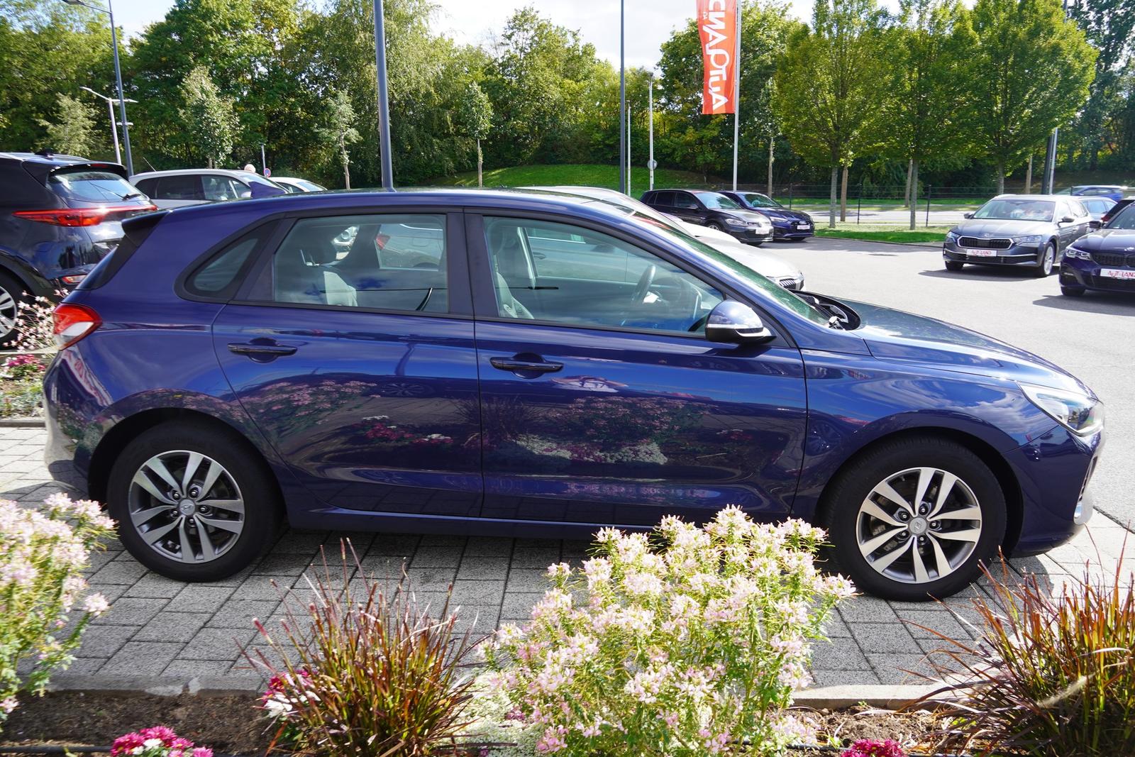 Hyundai i30 1.4 T-GDI Navi Kamera PDC Tempomat Bluetooth