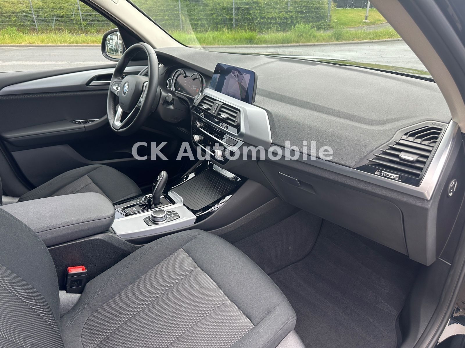Fahrzeugabbildung BMW X3 xDrive20i Advantage/Navi/Head-Up/LED/Kamera