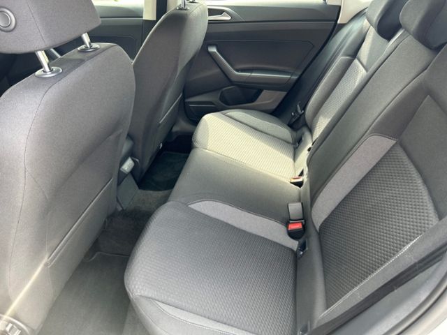 Fahrzeugabbildung Volkswagen Polo 1,0 TSI DSG LED MATRIX NAVI KEYLESS IQDRIVE