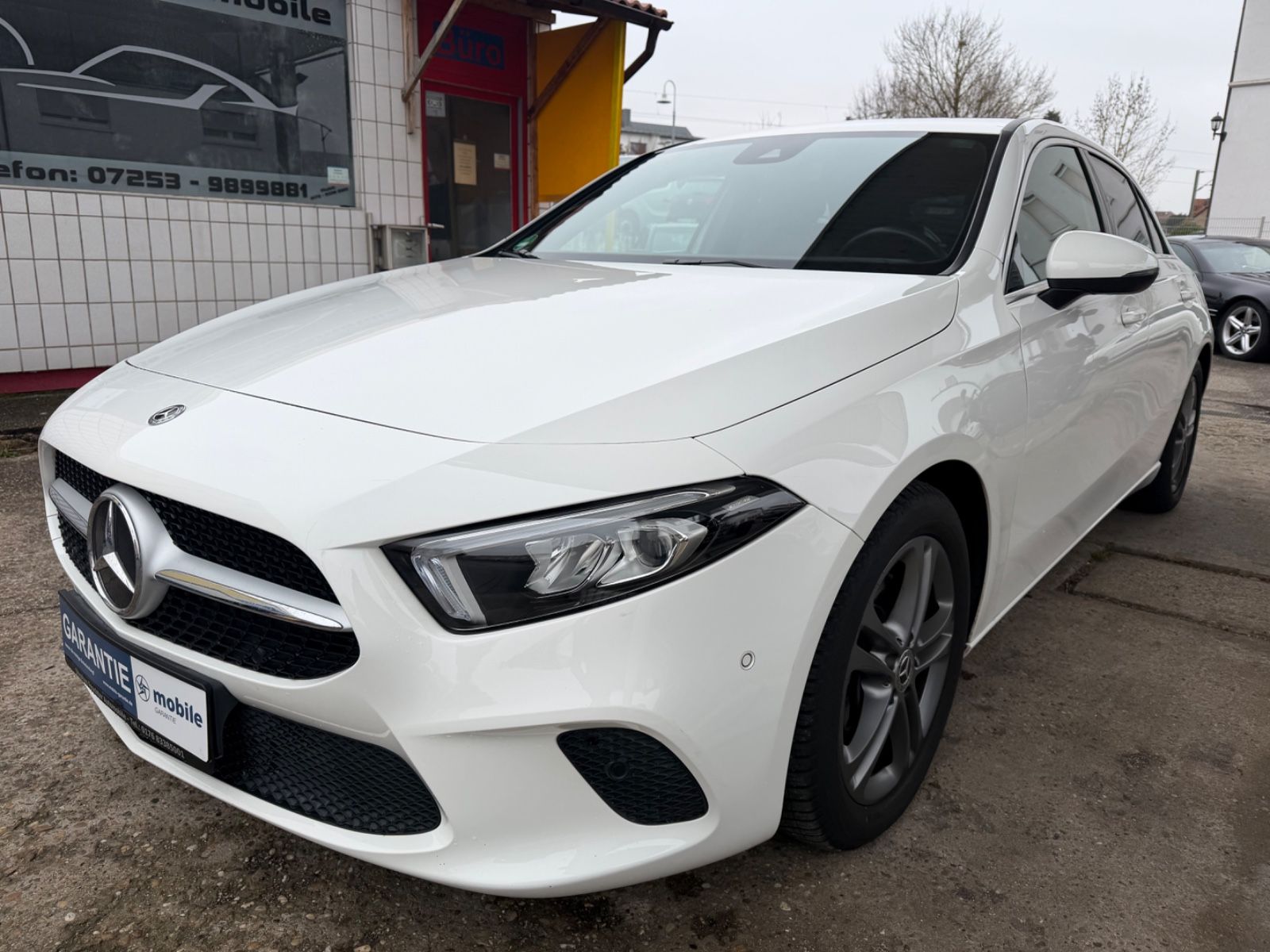 MERCEDES-BENZ A 220 DCT*NAVI*LED*KAM*PTC*DISTRONIC*SpurAssi