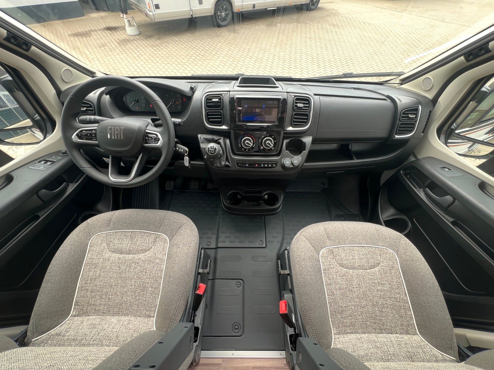 Fahrzeugabbildung Malibu Van Comfort 640 LE