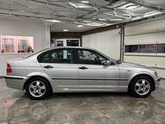 Fahrzeugabbildung BMW 316i Lim. / 2. Hand Navi Xenon Sitzheizung Tempo