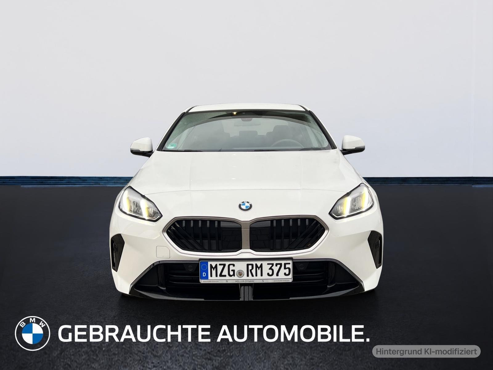 BMW 216 GRAN COUPÈ M SPORT DESIGN PARKING DRIVING AS