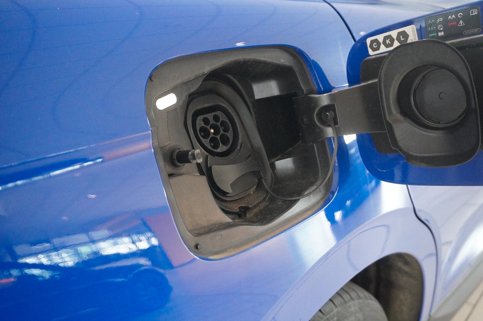 Fahrzeugabbildung SKODA Enyaq 50 IV LOFT NAVI/LED/SHZ/VIRTU./PDC/DAB+