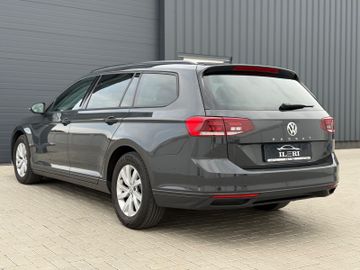 Volkswagen Passat Variant - 11
