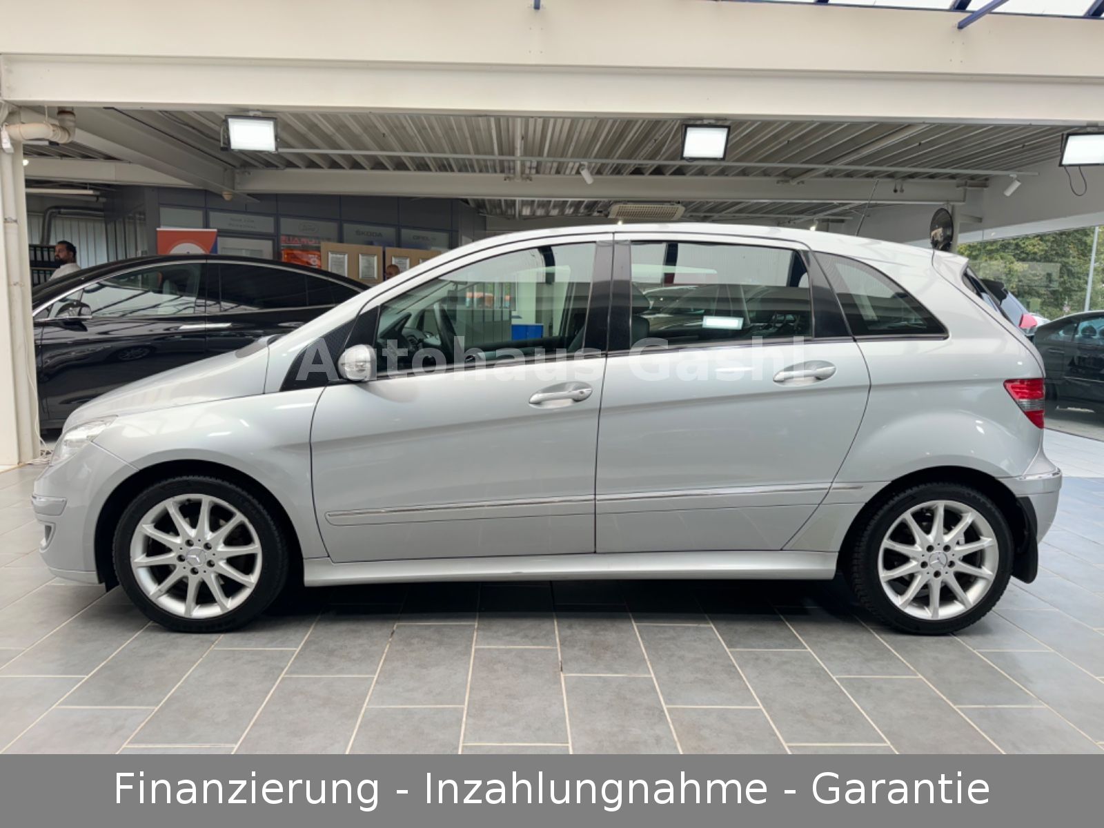 Fahrzeugabbildung Mercedes-Benz B-180CDI*Avantgarde-Sport*Tempomat*Leder*AHK