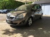 Opel Meriva B 1.7CDTI Design Edition/Autom/1.Hd/35Tkm - Opel Meriva mit Diesel-Antrieb: Kleinbus, Euro4, 1.7