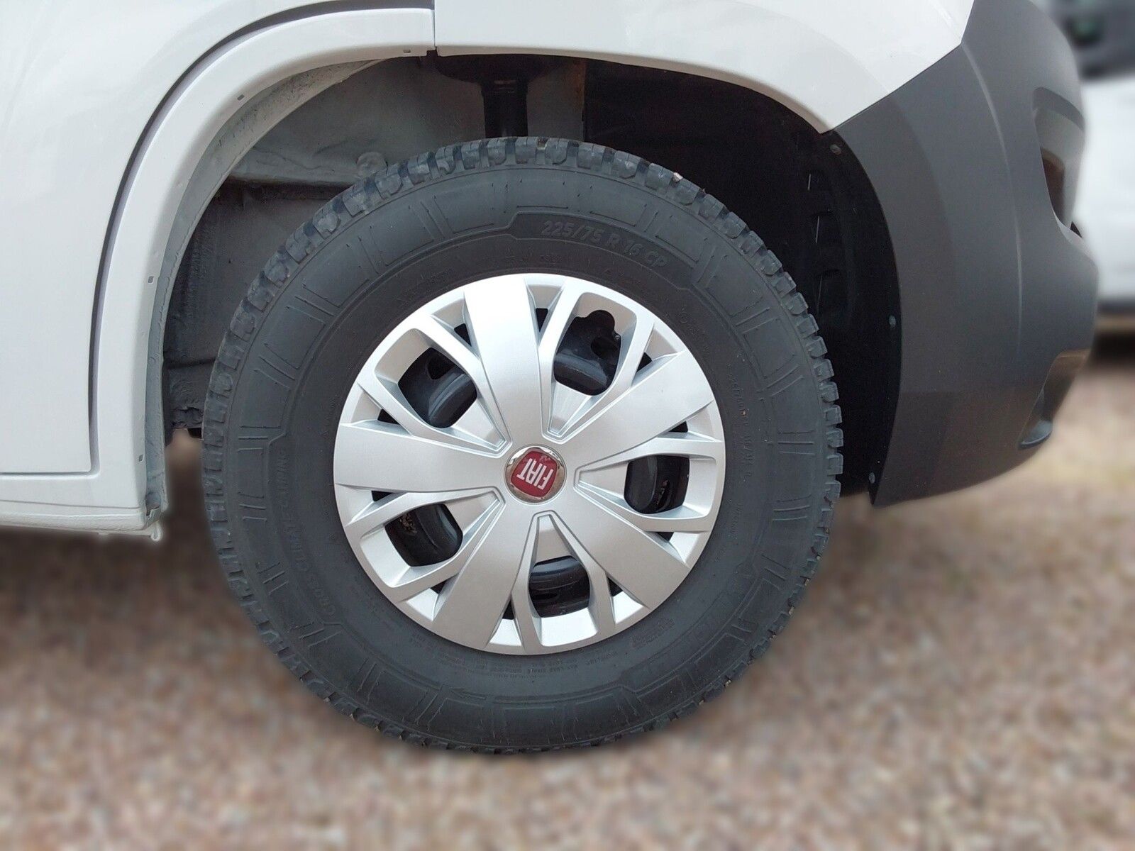 Fahrzeugabbildung Chausson Van First Line V594 Connect Paket, Zubehör Paket