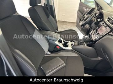 Nissan Qashqai - 11