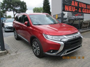 Mitsubishi Outlander - 3