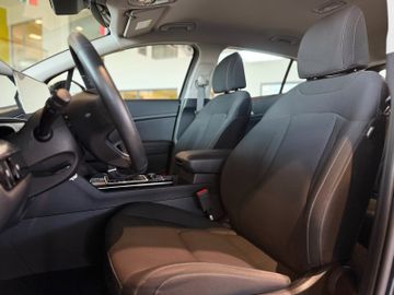 KIA Sportage - 12