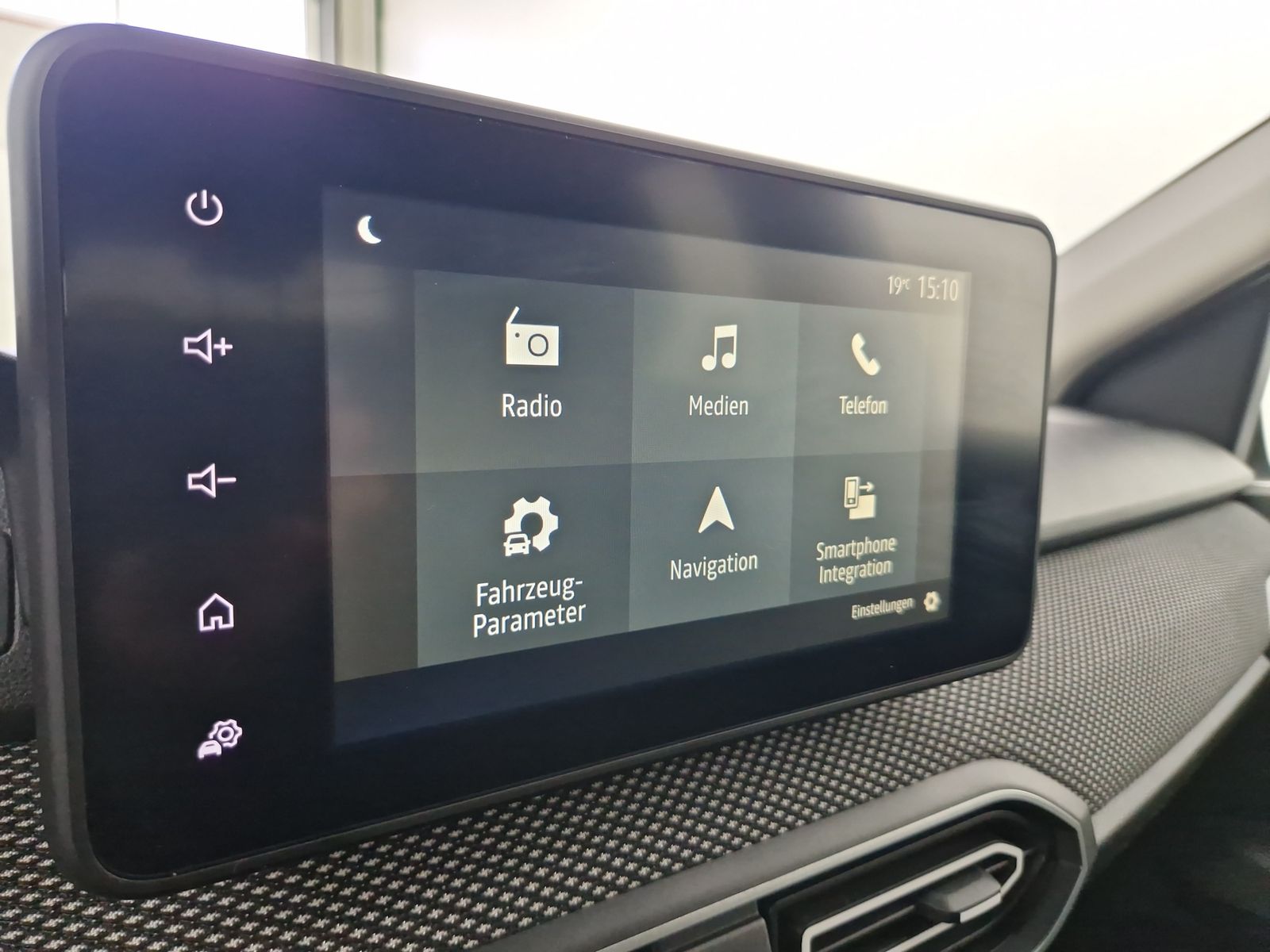DACIA Jogger TCe 100 Eco-G Extreme+ Navi SHZ – Bild 17