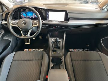 MYAUTOCENTER – Gebraucht- und Jahreswagen mit Werkstattservice in Pfaffenhofen Volkswagen Golf VIII Variant *Parkass.*LED*Virtuel*AHK*