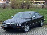 Jaguar XJ 3.2 Executive L guter Zustand Tüv Neu
