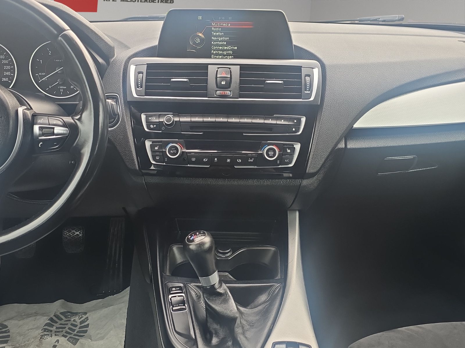 Fahrzeugabbildung BMW 118d M Sport Navi Leder Tempomat PDC