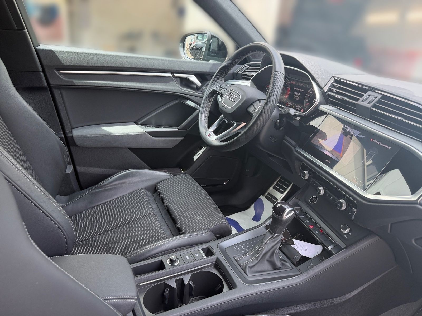 Audi Q3 Sportback quattro S line *AHK*BLACKSTYLE*PANO foto 15