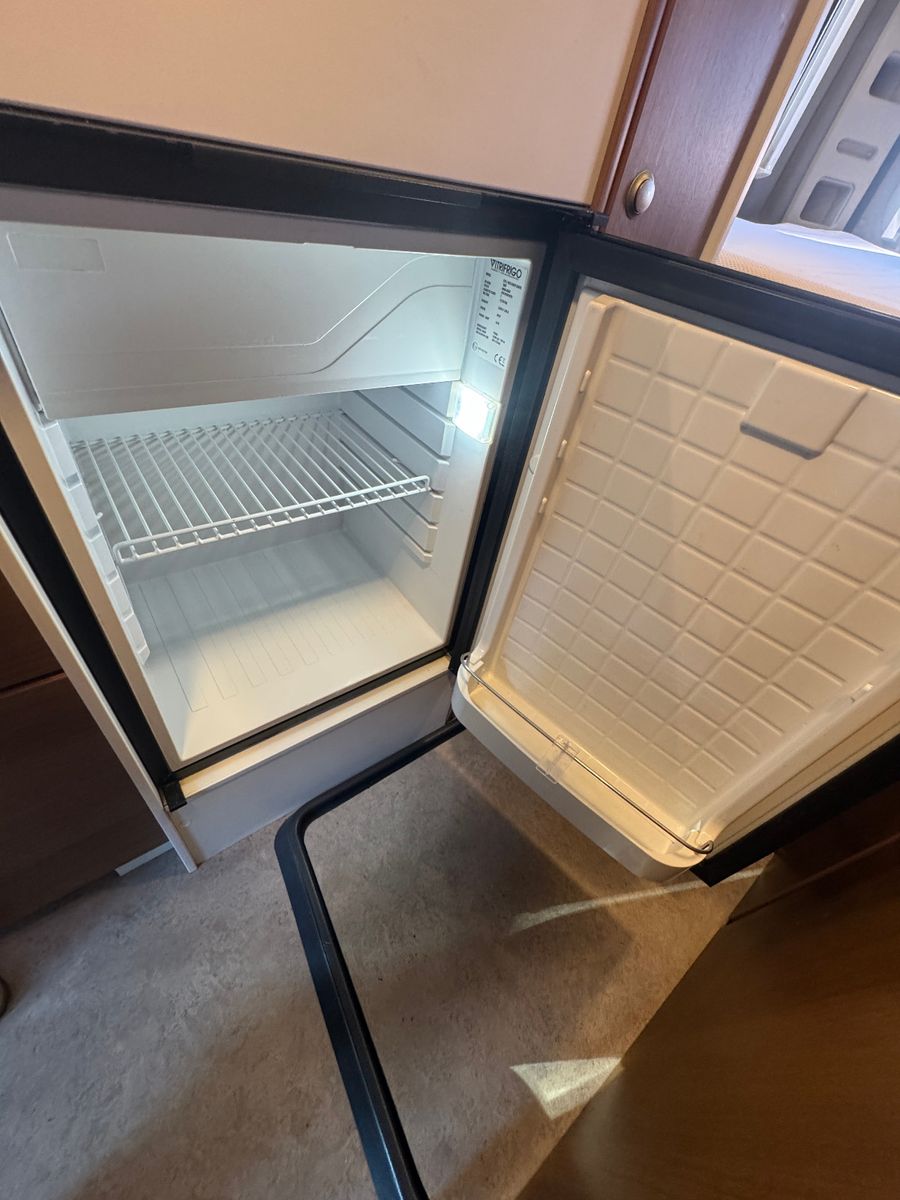 Fahrzeugabbildung VANTourer 540 FIAT DUCATO AUFSTELLDACH 5 SCHLAFPLÄTZE AHK