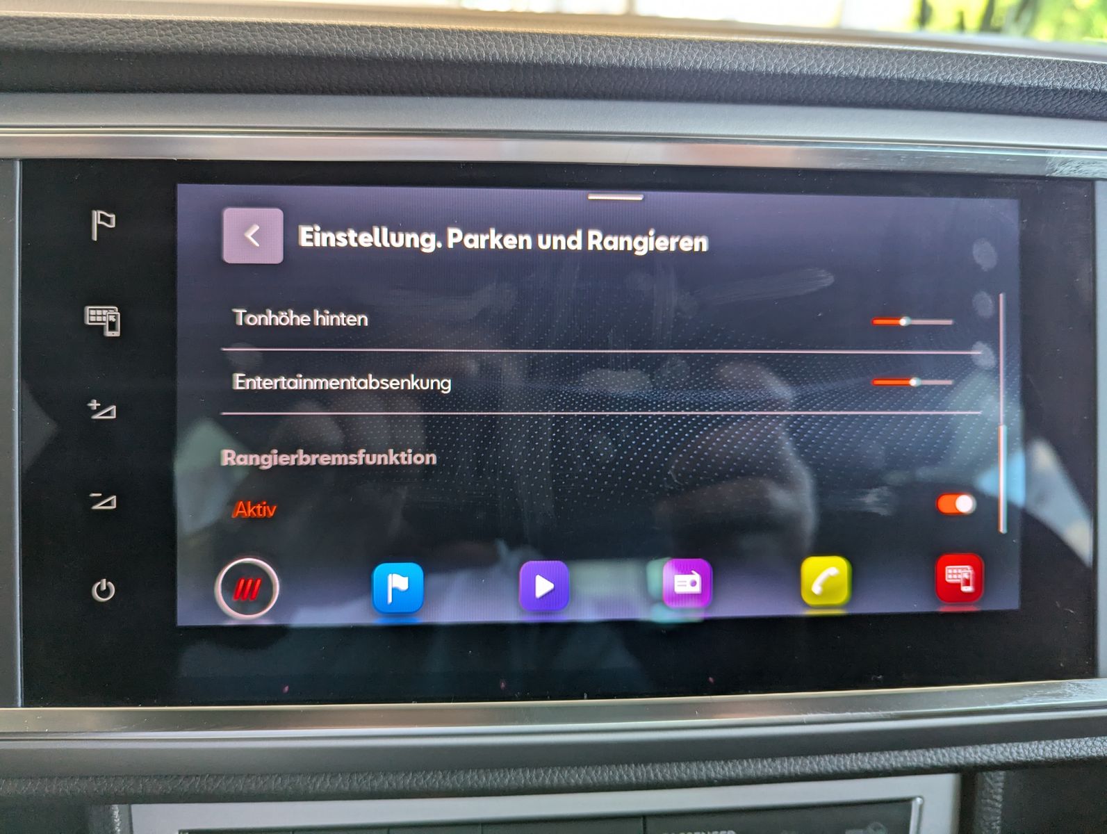 SEAT Ateca FR 2.0 Full-Link Dinamica BeatsAudio 360° - Image 31