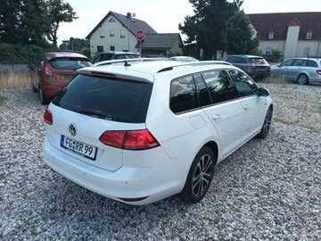 Volkswagen Golf - 5