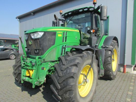 John Deere 6250 R