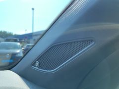 Fahrzeugabbildung Volkswagen T-Cross 1.5 TSI DSG R-Line MATRIX VIRTUAL NAVI A