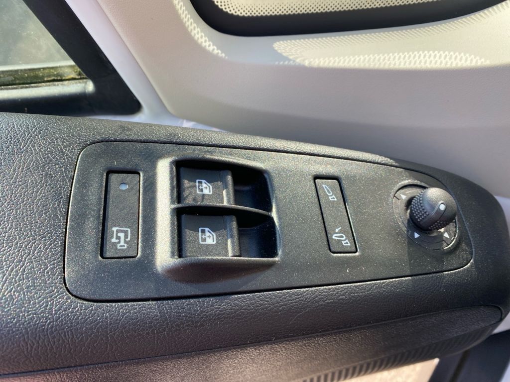 Fahrzeugabbildung Citroën Jumper 35 L4H2 Heavy S&S Transline Solution