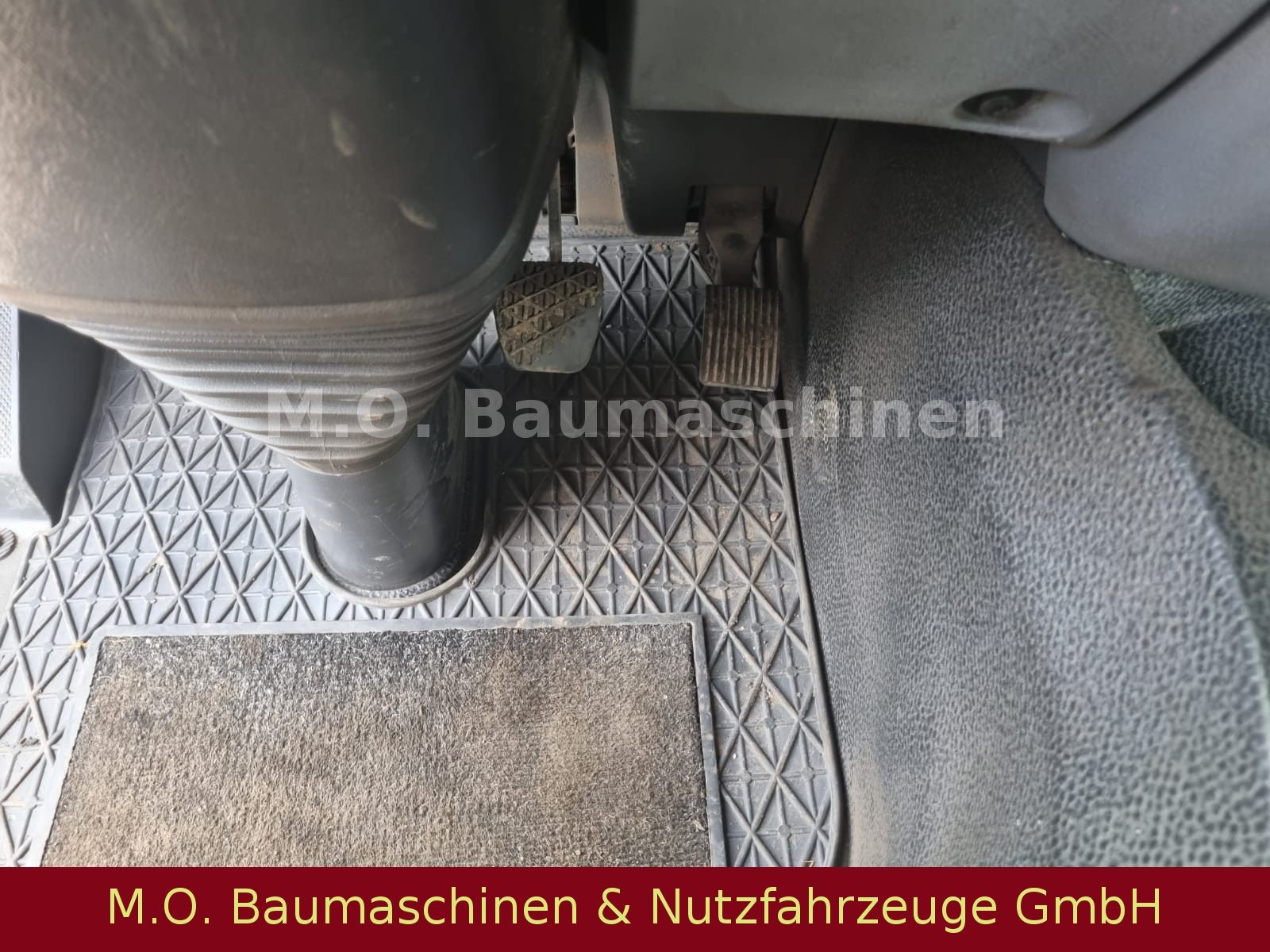 Fahrzeugabbildung Mercedes-Benz Actros 1841 / Euro 5 / 4x2