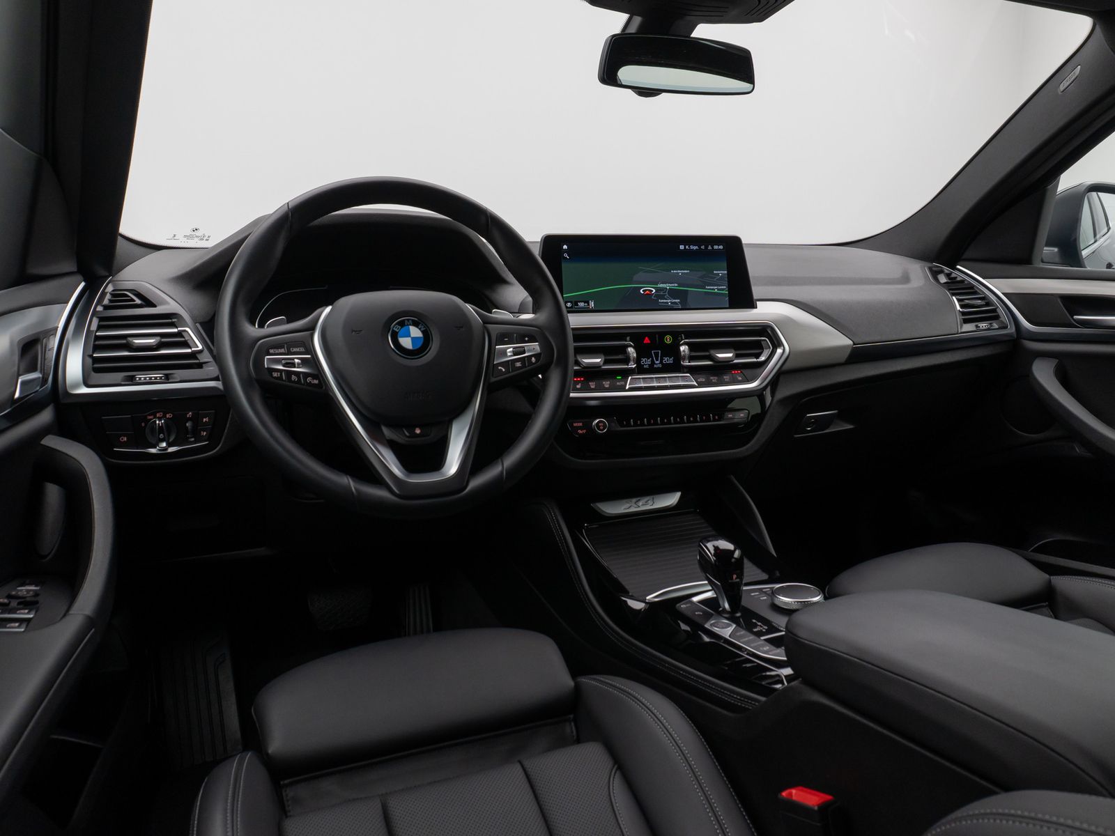 Fahrzeugabbildung BMW X4 xD20d Kamera DAB Lenkrhzg AHK Sport 20Zoll
