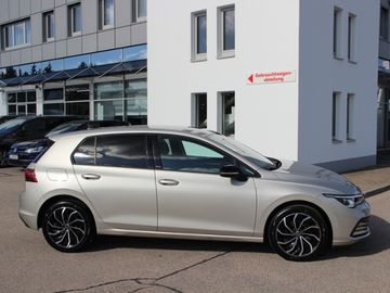 Volkswagen Golf VIII 1.5 eTSI DSG Move Tiptronic KLIMA LED