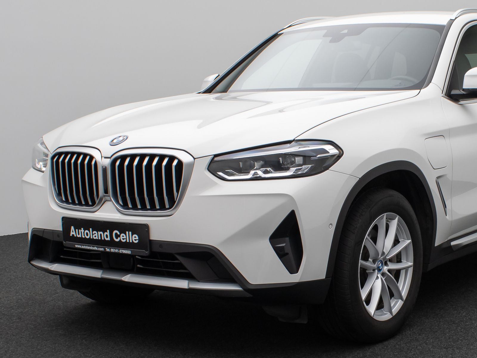 Fahrzeugabbildung BMW X3 xD30e Kamera HUD DAB HiFi Stop&Go AHK Sport