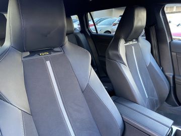 Bild 12 Opel Astra GSe ST AT8/NAVI/SHZ+LHZ/PDC VO+HI+360CAM